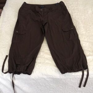 100% Cotton hiking pants. Tommy Hilfiger size 14.